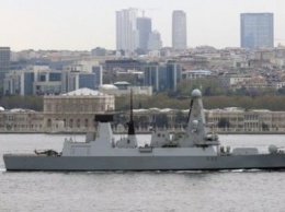 В Черное море вошел крупнейший британский эсминец
