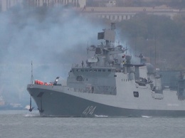"Адмирал Григорович" выполнил артстрельбу в Средиземном море