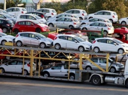 Импорт легковых автомобилей в Украину вырос в полтора раза