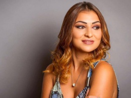 Евровидение 2017 Мальта: Клаудия Фаниелло - Breathlessly