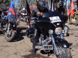 «Ночные волки» повезли в Берлин флаги боевиков на Донбассе