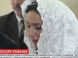 Появилось видео со свадьбы Джамалы и Бекира Сулейманова. Невеста плакала