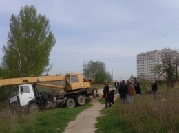 Жители Вишневого начали бессрочную акцию в защиту городских земель от застройки