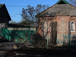 Боевики обстреляли частный сектор Авдеевки, повреждены 3 дома