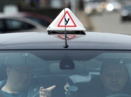 МВД обязало экзаменаторов ГИБДД уметь водить автомобиль