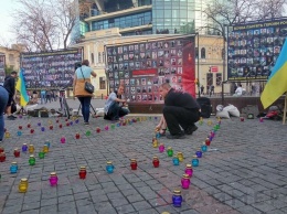 На Греческой площади помянули убитых 2 мая «евромайдановцев»
