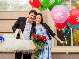 Свадьба актера Матросова и Головиной сорвалась из-за ограбления