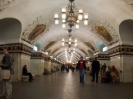 В московском метро можно оплатить проезд с помощью смартфона