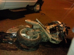 В Челябинске погибла мотоциклистка, попав под колеса "Жигулей"
