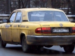 На западе Москвы пассажиры порезали водителя такси