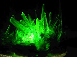 Физики создали фотонные гиперкристаллы для контроля света