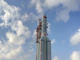 В Китае готовят к запуску ракету-носитель "Чанчжэн-5В"