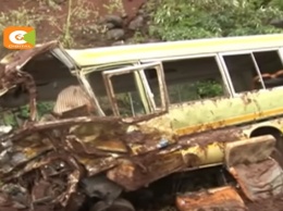 Опять катастрофа школьного автобуса: больше 30 человек погибли при падении в пропасть