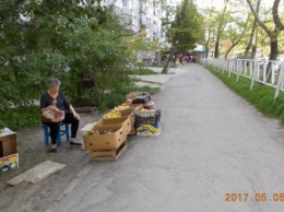 В Херсоне городская власть показательно борется со стихийной торговлей (фото)