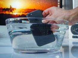 IPhone 8 получил уникальную защиту от воды при помощи звука