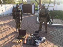 В Одессе разоблачили торговцев оружием из зоны АТО