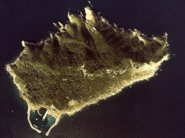 Японский остров, закрытый для женщин, рекомендовали взять под охрану ЮНЕСКО