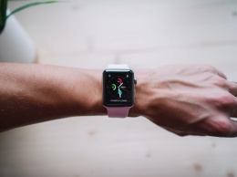 Новый iPhone может получить важную функцию Apple Watch Series 2