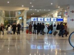 В аэропорту «Домодедово» Wi-Fi привязали к банковским картам