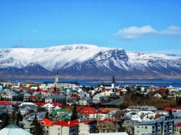 Едем с нами в Исландию на футбол, ледники и гейзеры!