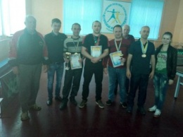 В Покровске прошли чемпионаты по настольному теннису среди взрослых и ветеранов