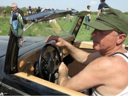В Киеве появился раритетный Mercedes, как у Гитлера. ФОТО