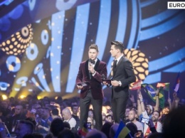 Ведущие Евровидения-2017 споют на открытии второго полуфинала