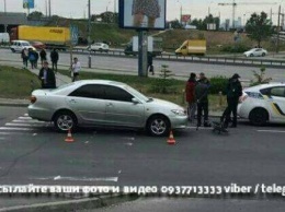 ДТП в Киеве: велосипедист попал под колеса иномарки