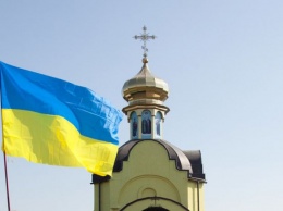 В Украине хотят подмять церковь под государство