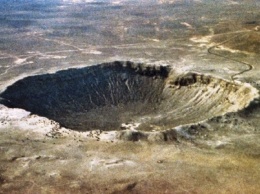 Ученые: В Антарктиде существует исполинский метеоритный кратер