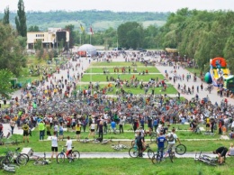Запорожских велосипедистов зовут на праздник