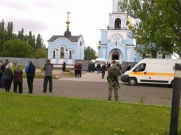 В Авдеевке прощаются с погибшими в результате обстрела жителями (ФОТОФАКТ)