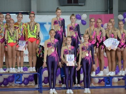 Воспитанницы ДЮСШ вернулись с наградами чемпионата Украины по аэробике