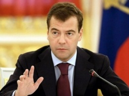 Медведев поручил Росгвардии взять под охрану два десятка объектов в Крыму и Севастополе