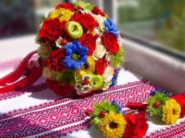Украинцы празднуют День вышиванки