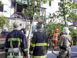 В Киеве окурок упал на балкон - сгорели три квартиры