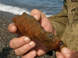 Отголоски войны: при обследовании пляжа в Крыму водолазы нашли минометные мины