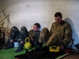 В подвалах боевиков на Донбассе каждый третий пленный подвергался насилию - правозащитники
