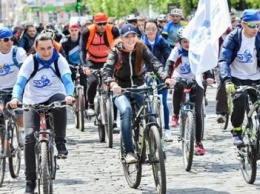 В Харькове более 10 тысячи велосипедистов приехали на велодень