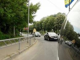 Автопробег в честь 74-й годовщины Колковской республики устроили в Луцке