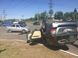 На Новых Домах перевернулся Subaru, не пропустивший "ВАЗ"