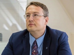 Нардеп Геращенко задекларировал карабин и тестя с джипом за 1,3 млн грн