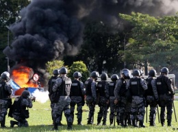Президент Бразилии задействовал войска для разгона протестующих