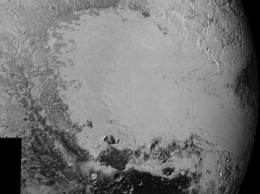NASA опубликовало новые фото Плутона