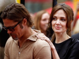 Анджелина Джоли ревнует Бреда Питта к его новым подружкам
