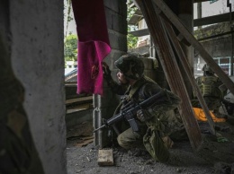 На Филиппинах в боях между исламистами и армией погибли уже около 100 человек