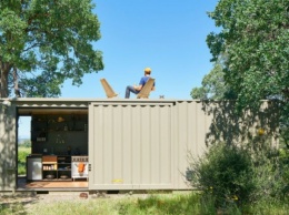 Дом из контейнеров - дешевый и быстровозводимый вариант для дачи