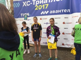 Три золотых награды увезли крымские мастера триатлона из Новосибирска