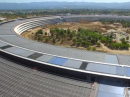 Дрон снял новую гигантскую штаб-квартиру Apple