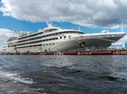 Осмотр мега-яхты Le Soleal в Санкт-Петербурге